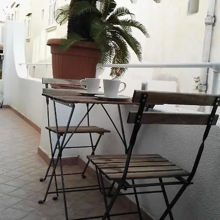 La Vecchia Locanda Apartment *